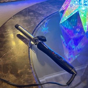 Plugged in ringlet curling iron